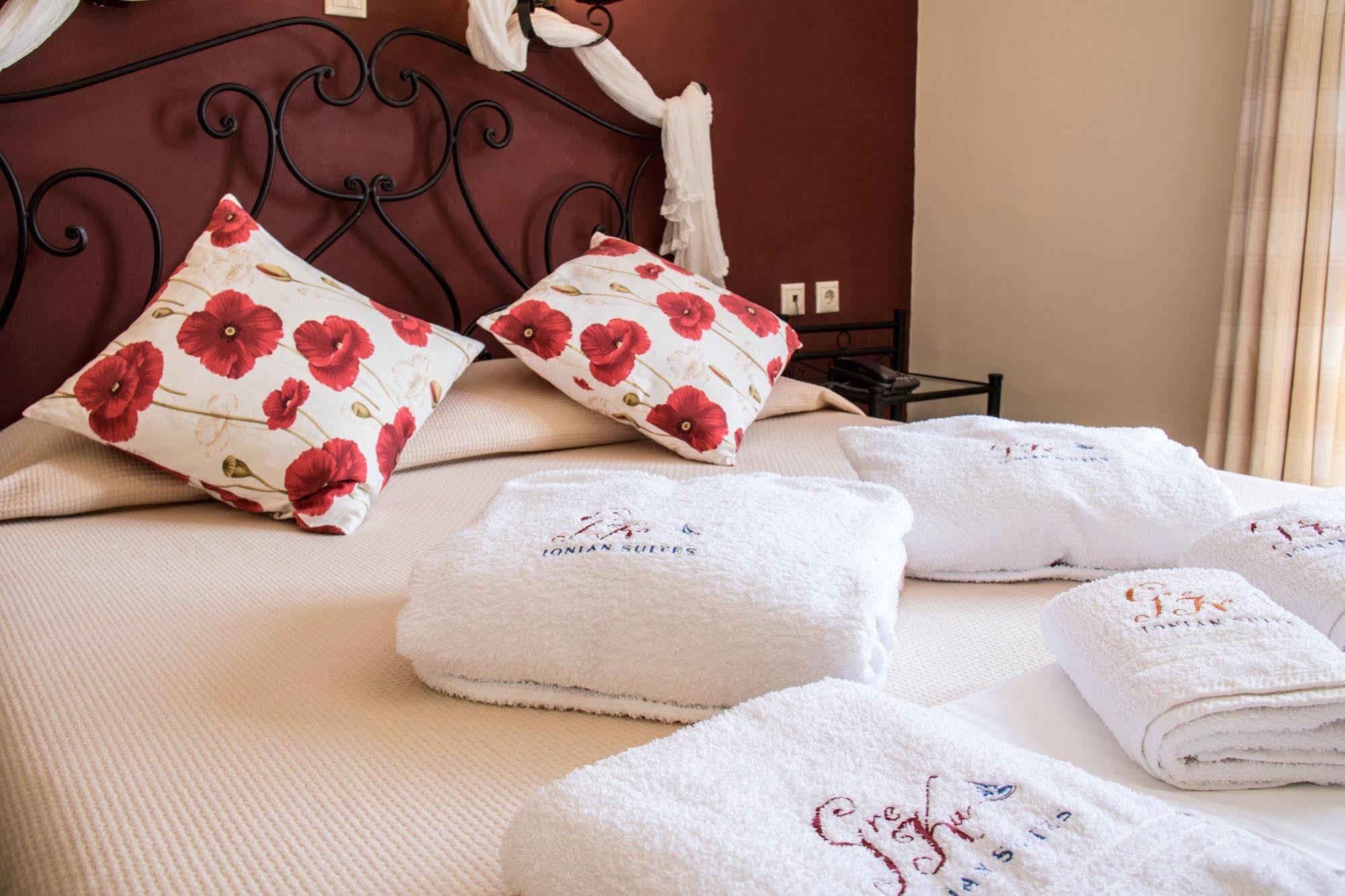 Greka Ionian Suites Agia Efimia Eksteriør billede