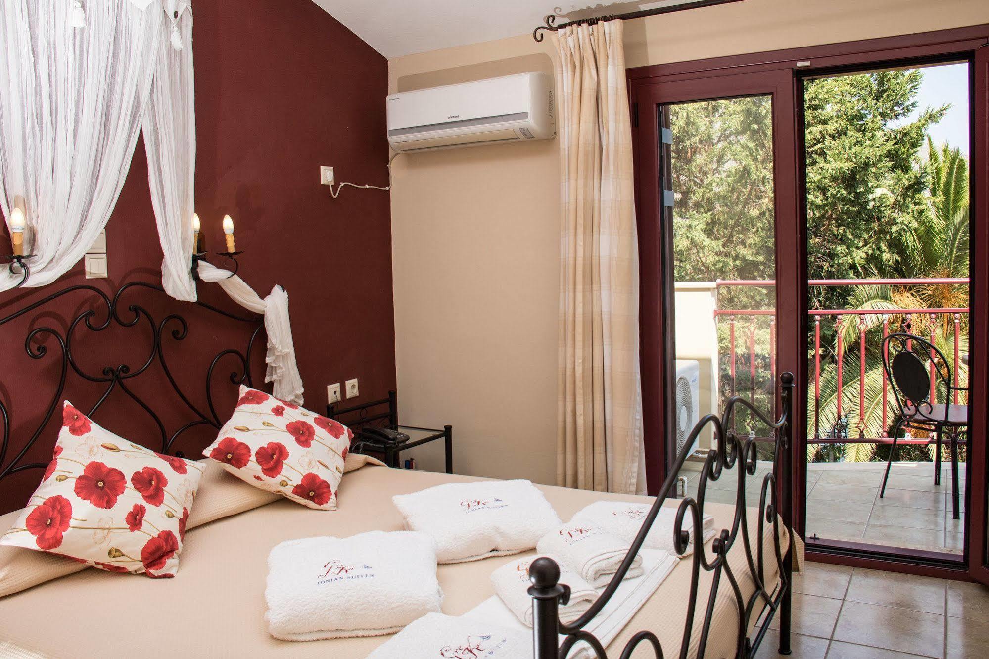 Greka Ionian Suites Agia Efimia Eksteriør billede