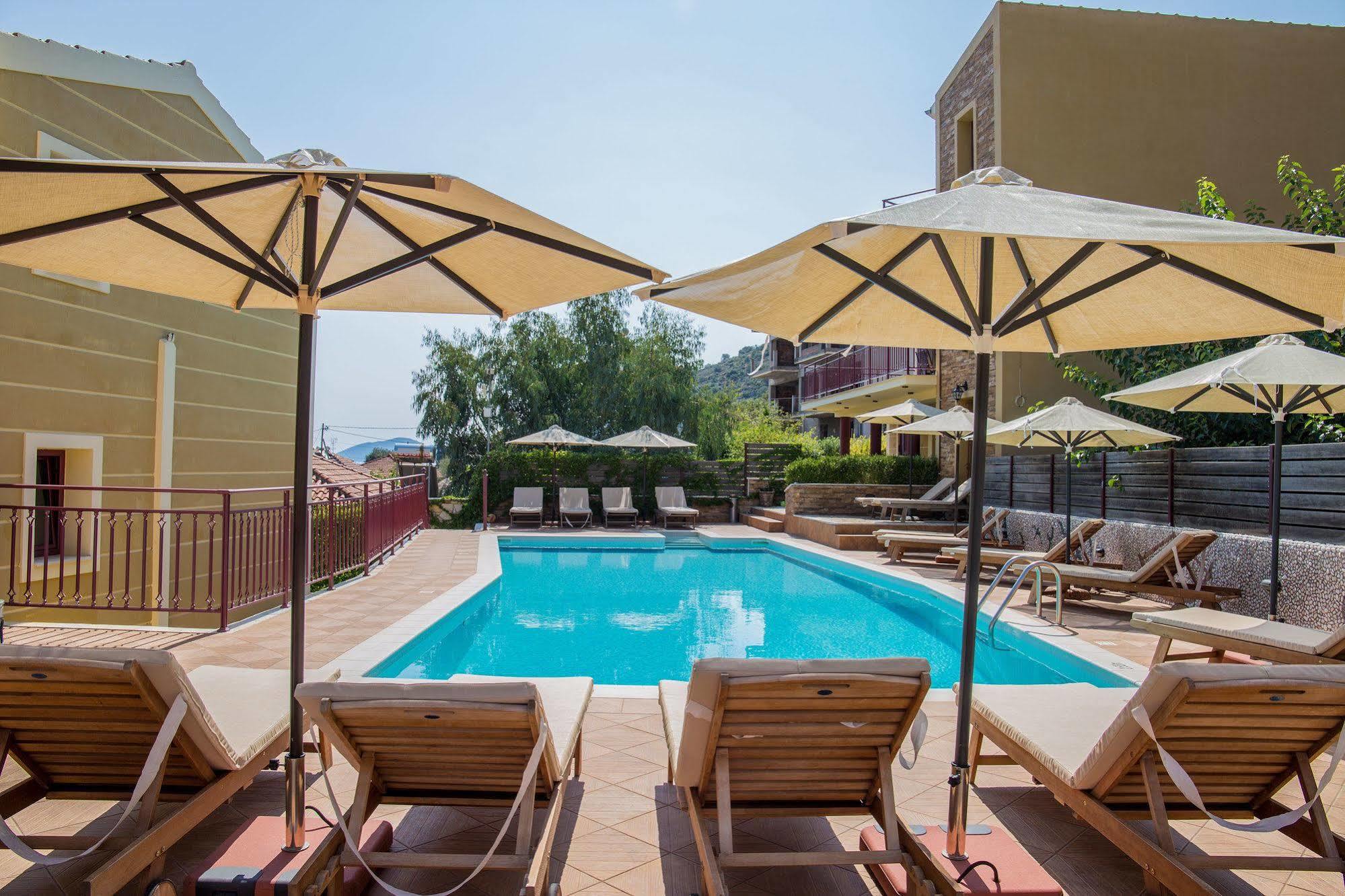 Greka Ionian Suites Agia Efimia Eksteriør billede